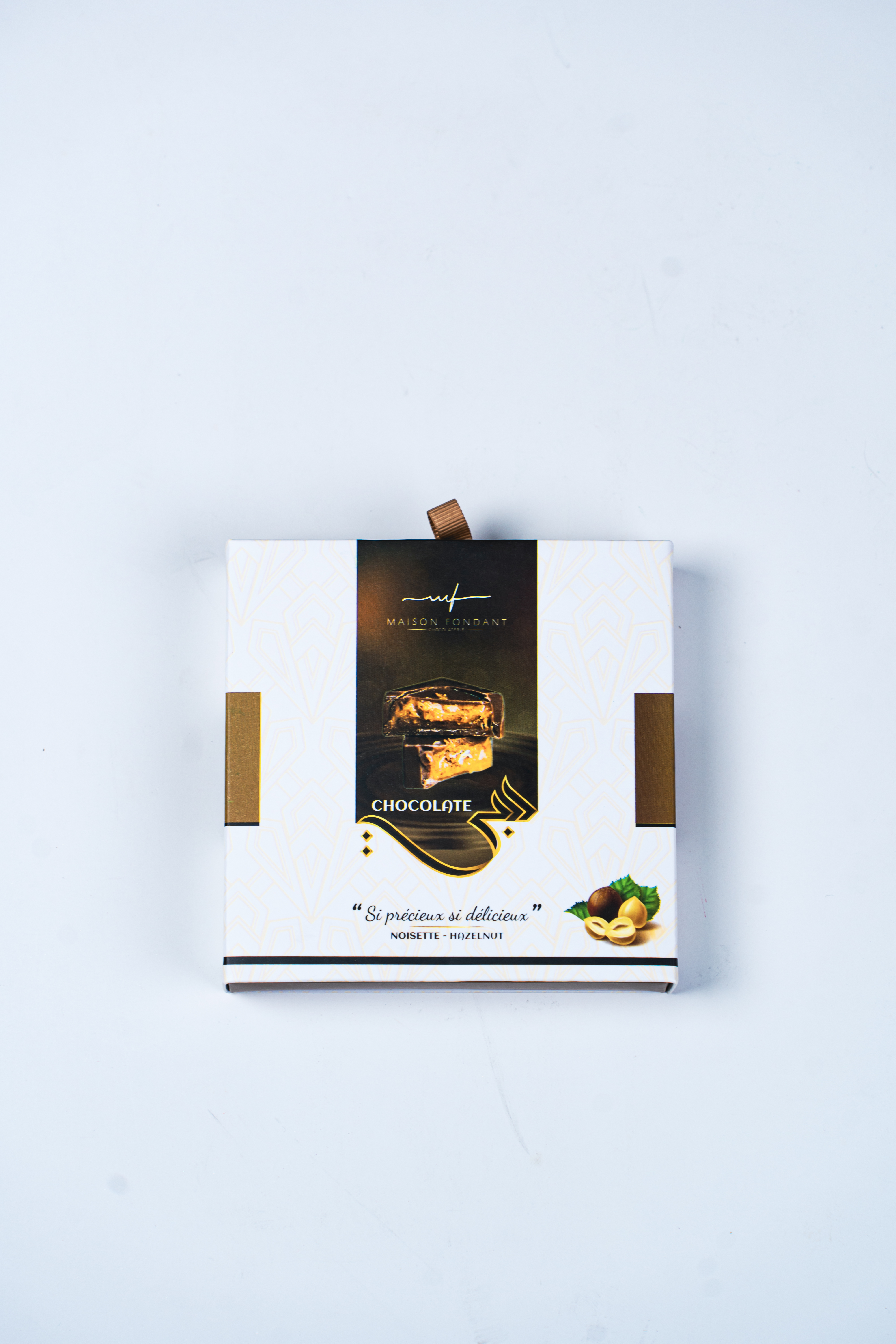 CHOCOLAT DUBAI NOISETTE 9P